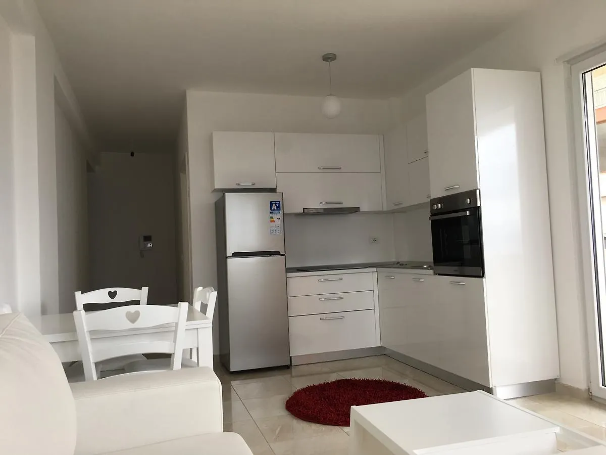 White Residence Apartament Sarandë